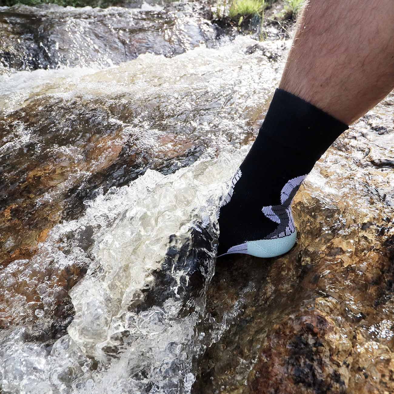 how-do-you-wash-waterproof-socks