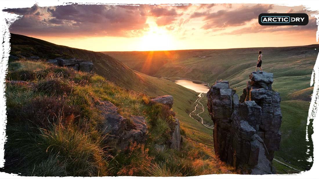 dovedale-peak-district-walk